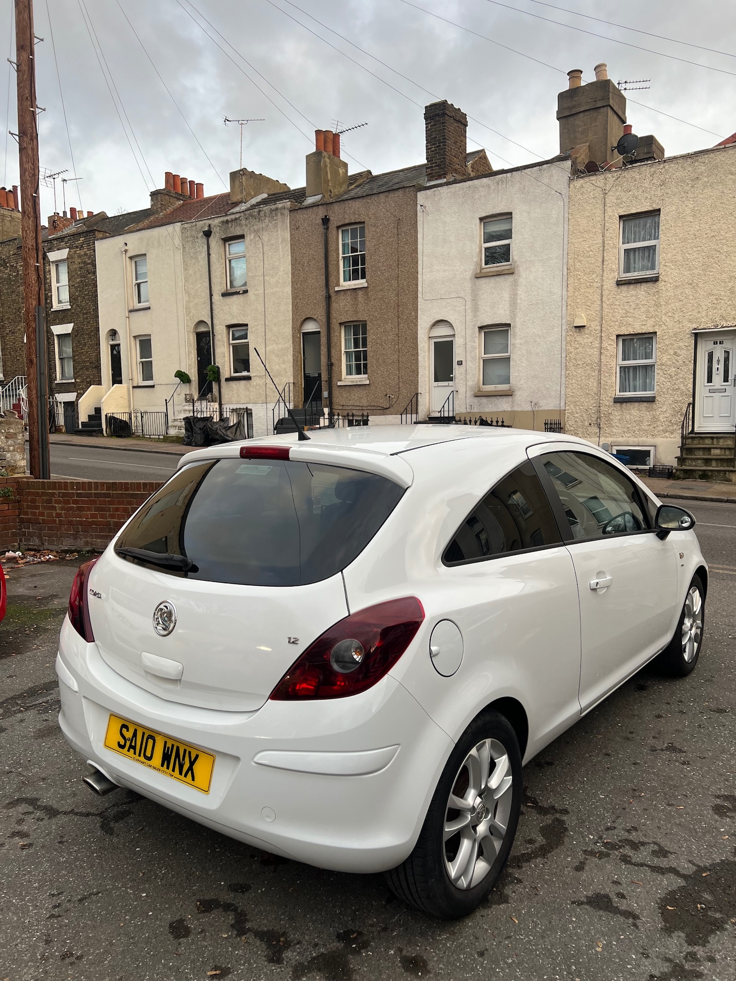 Used Vauxhall Corsa 2010 for sale - 76472081: Photo 4