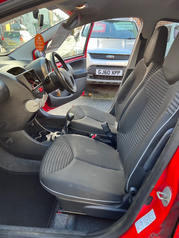 Used Peugeot 107 2013 for sale - 76316869: Photo 8
