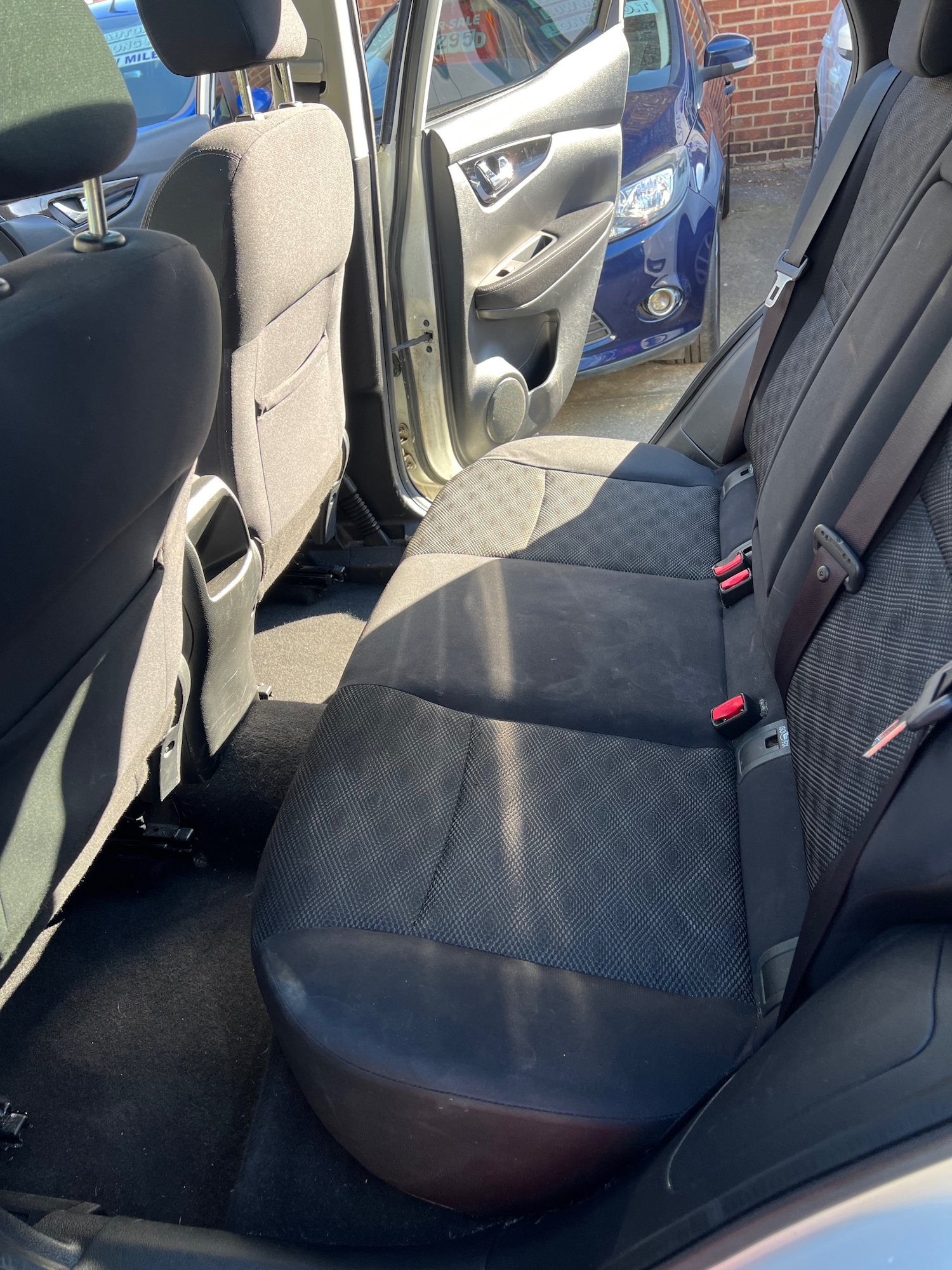 Used Nissan Qashqai 2015 for sale - 78152832: Photo 10