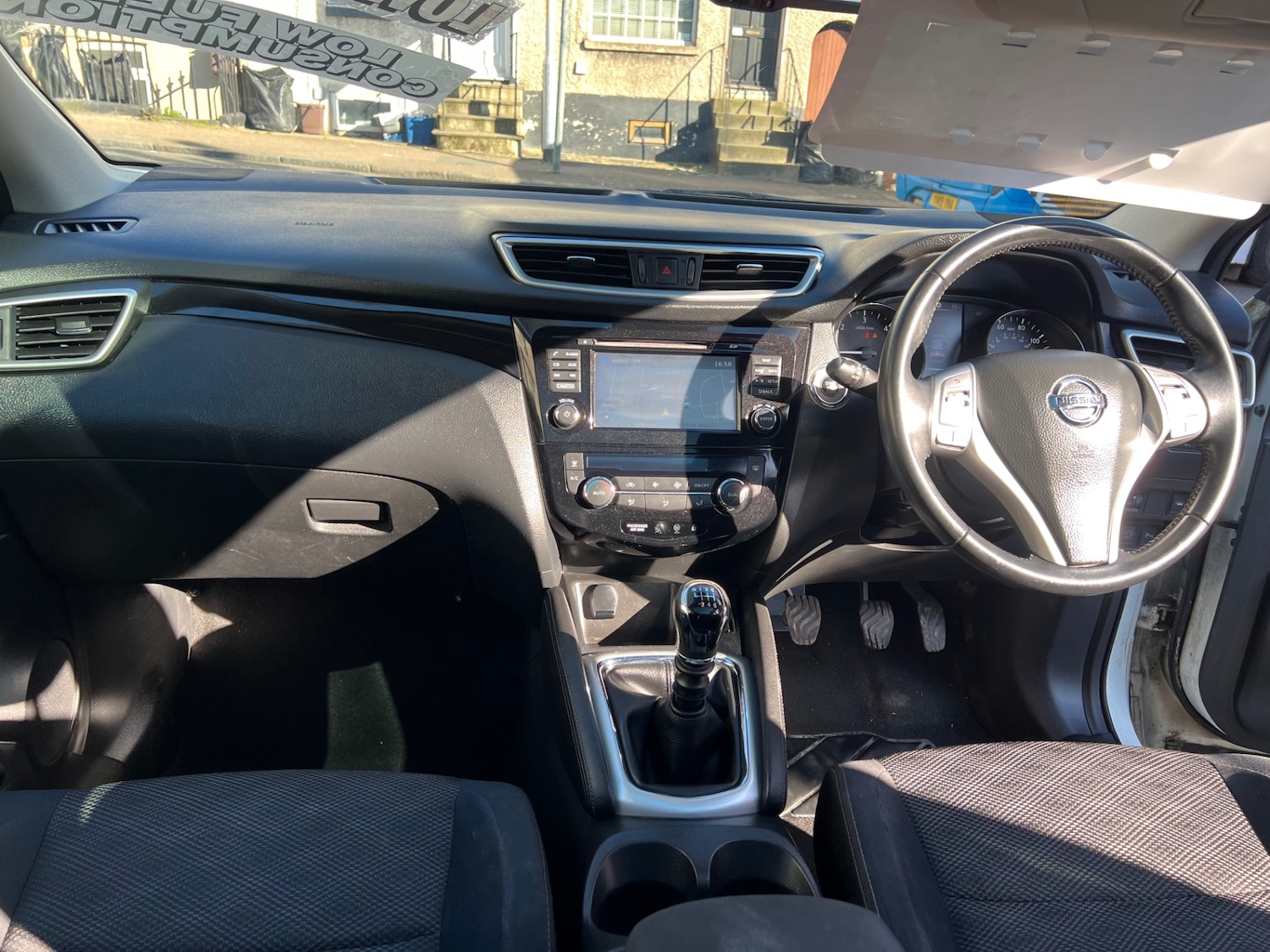 Used Nissan Qashqai 2015 for sale - 78152832: Photo 11