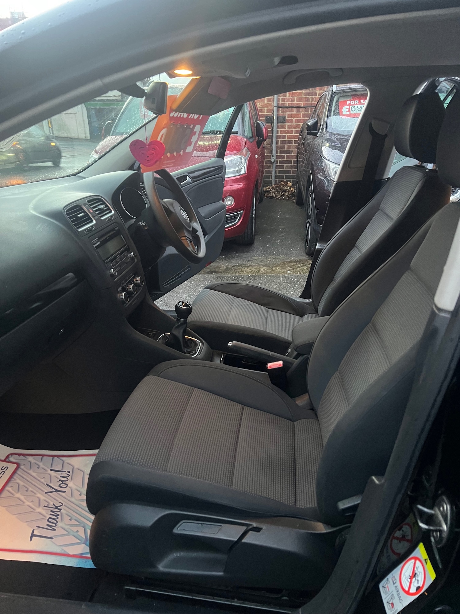 Used Volkswagen Golf 2010 for sale - 77069921: Photo 9