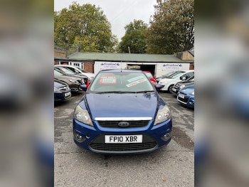 Used Ford Focus 2010 for sale - 76079492: Photo 2
