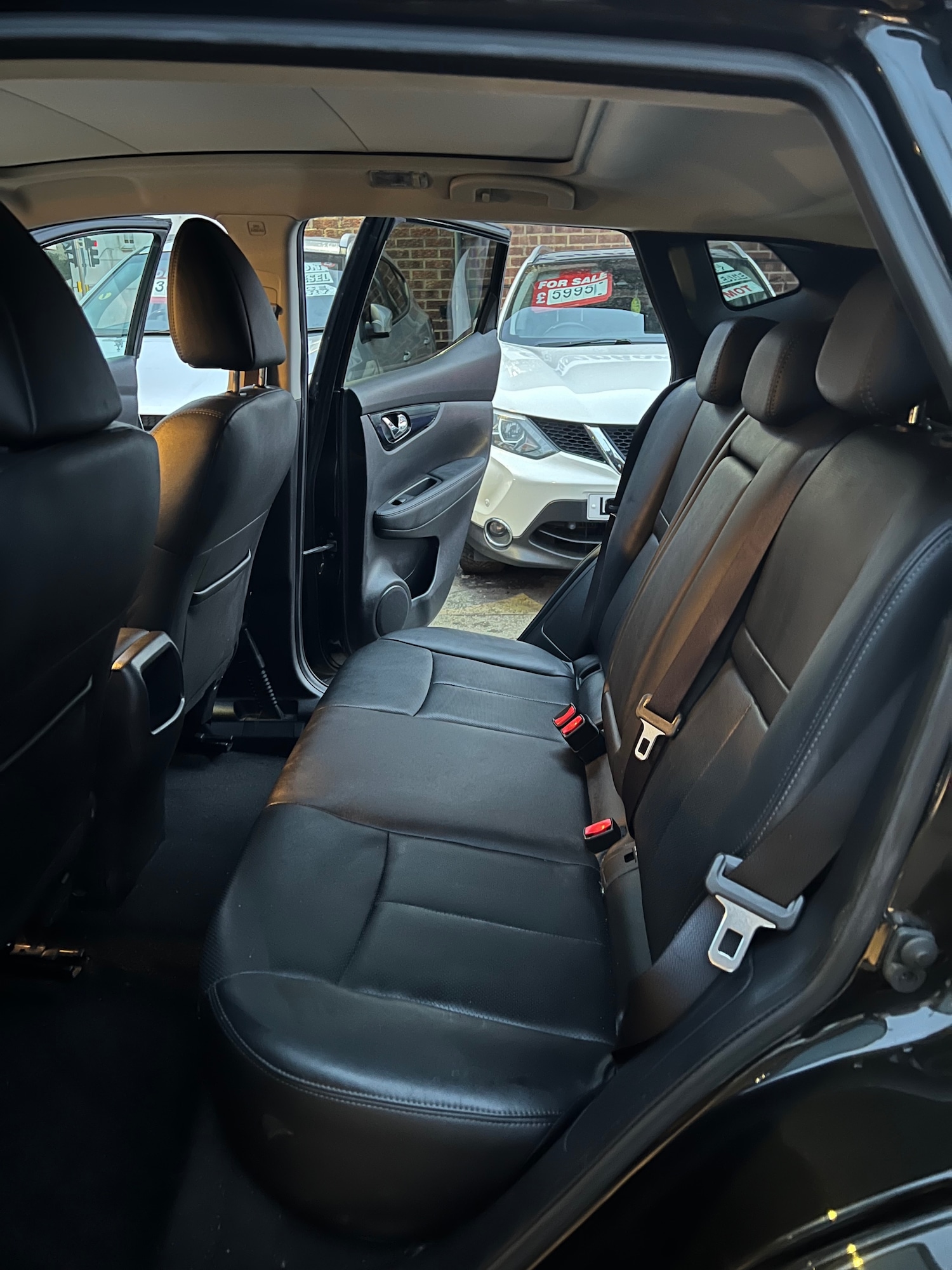 Used Nissan Qashqai 2016 for sale - 76971133: Photo 10