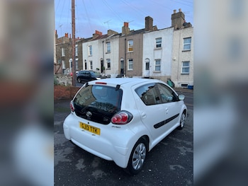 Used Toyota AYGO 2013 for sale - 77330318: Photo