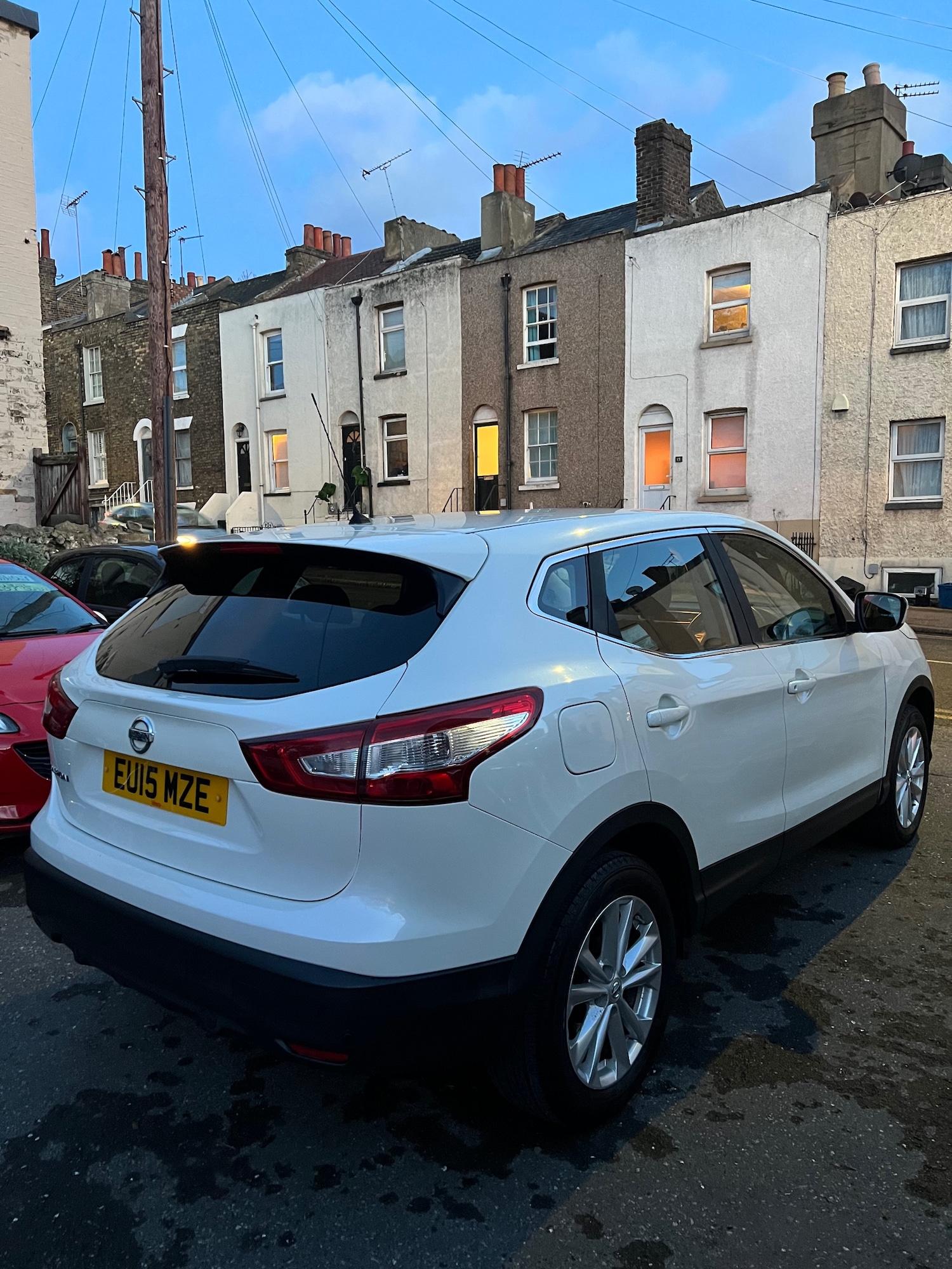 Used Nissan Qashqai 2015 for sale - 77160809: Photo 4