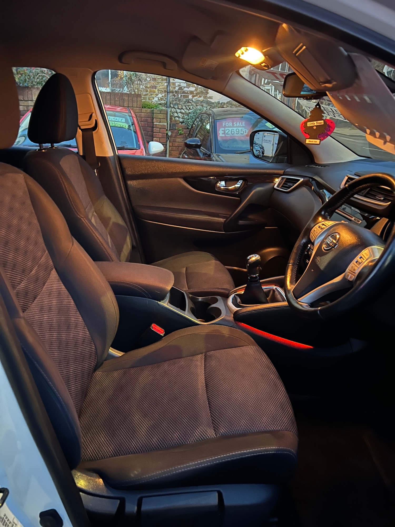 Used Nissan Qashqai 2015 for sale - 77160809: Photo 7