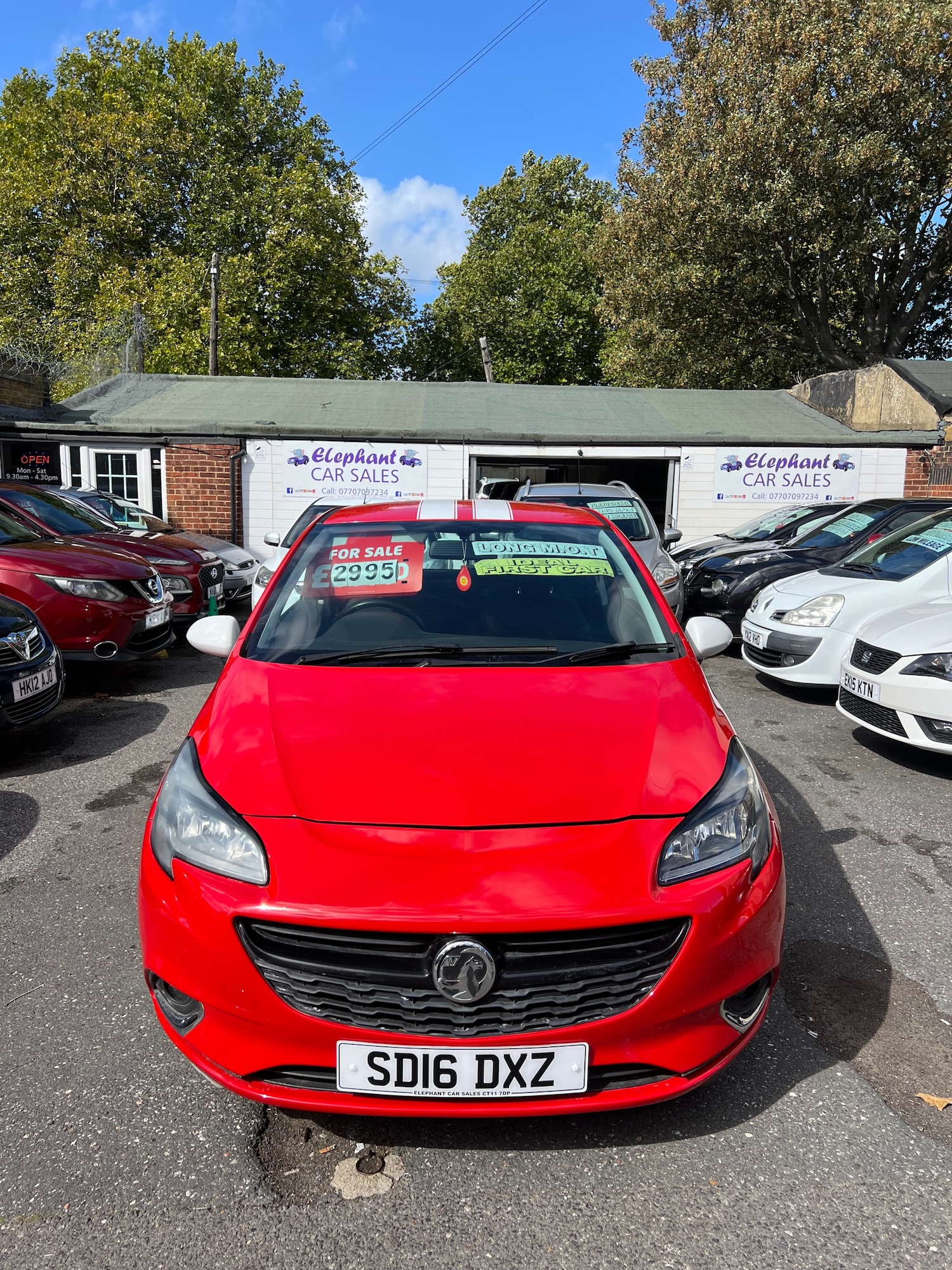 Used Vauxhall Corsa 2016 for sale - 75945957: Photo 2