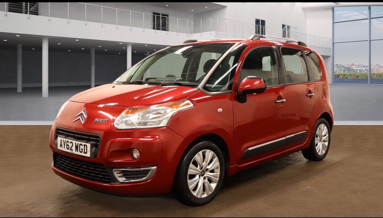 Used Citroen C3 Picasso 2012 for sale - 76940511: Photo 1