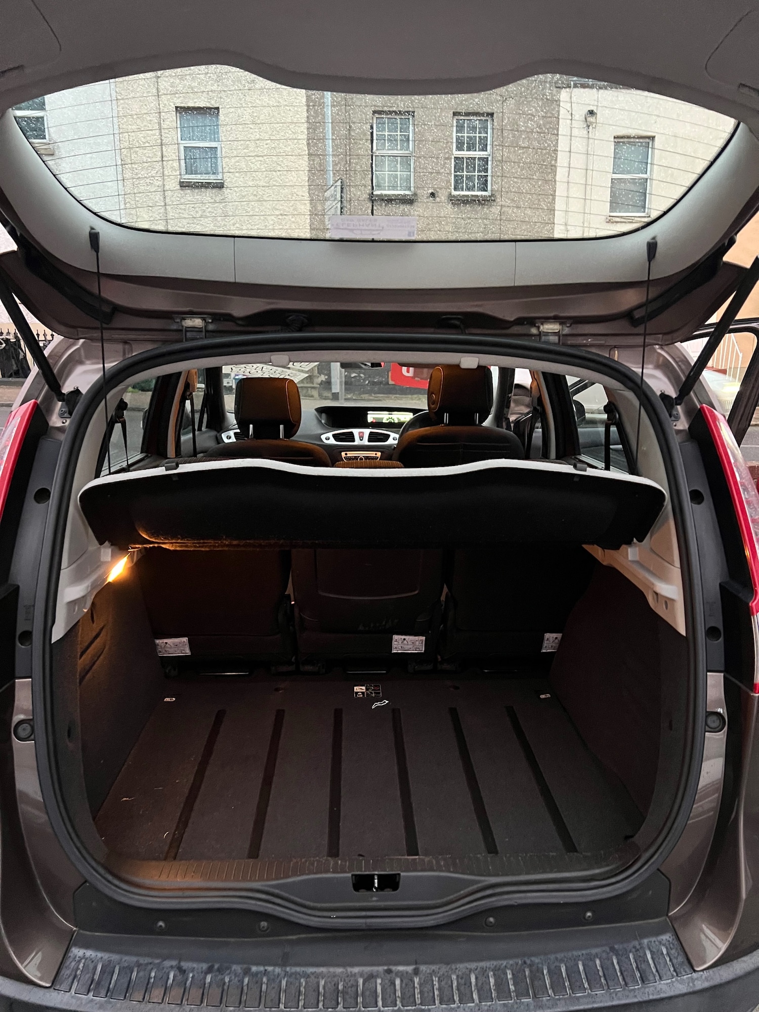 Used Renault Scenic 2010 for sale - 77063467: Photo 12