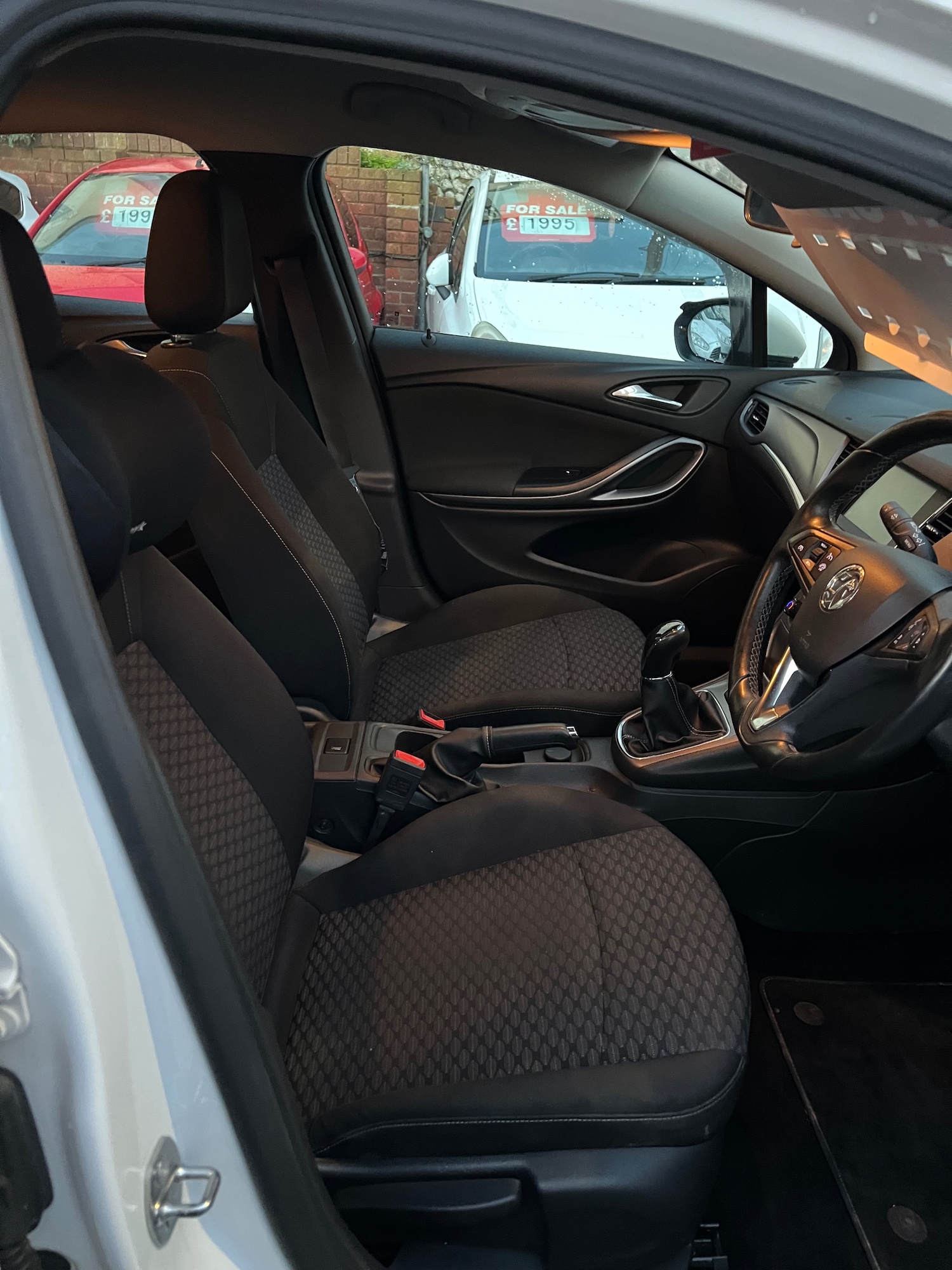 Used Vauxhall Astra 2017 for sale - 76794836: Photo 7