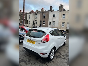 Used Ford Fiesta 2015 for sale - 77356796: Photo