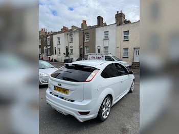 Used Ford Focus 2010 for sale - 75878202: Photo