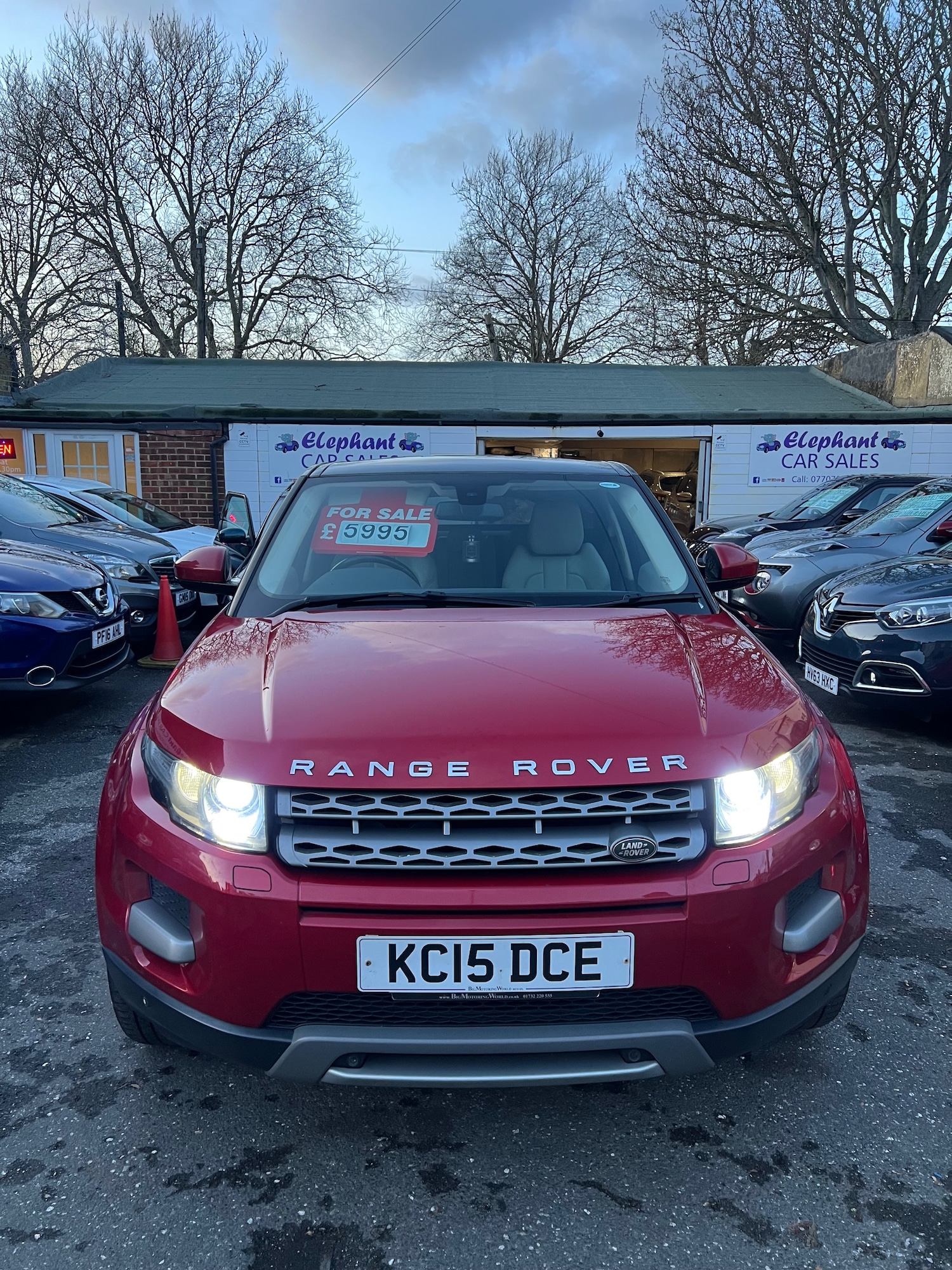 Used Land Rover Range Rover Evoque 2015 for sale - 77160761: Photo 2