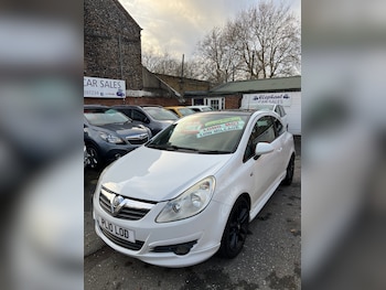 Vauxhall - Corsa