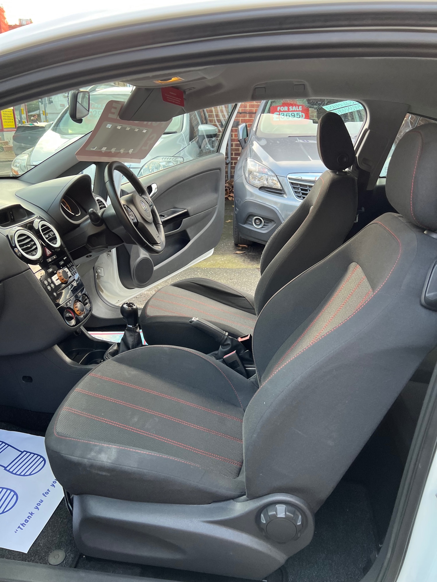 Used Vauxhall Corsa 2010 for sale - 76835000: Photo 9