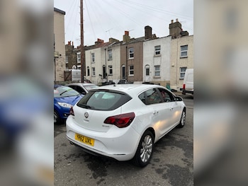 Used Vauxhall Astra 2012 for sale - 77630863: Photo