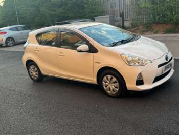 Used Toyota Aqua 2021 for sale - 74573488: Photo