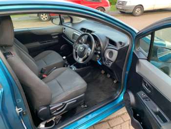 Used Toyota Yaris 2012 for sale - 74350144: Photo