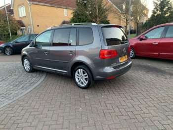 Used Volkswagen Touran 2013 for sale - 74349625: Photo