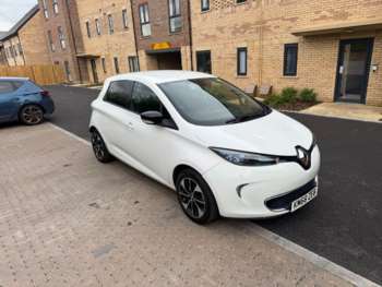 (68) - R110 41kWh Dynamique Nav Auto 5dr (i)
