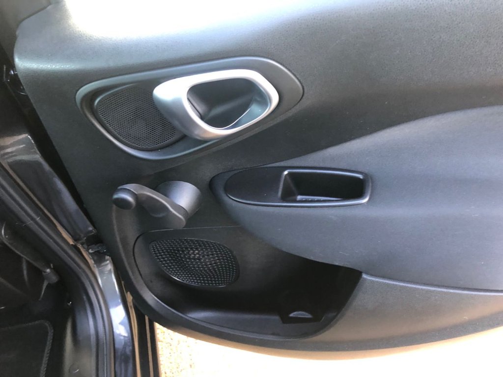 Used Fiat 500L 2018 for sale - 76868002: Photo 22