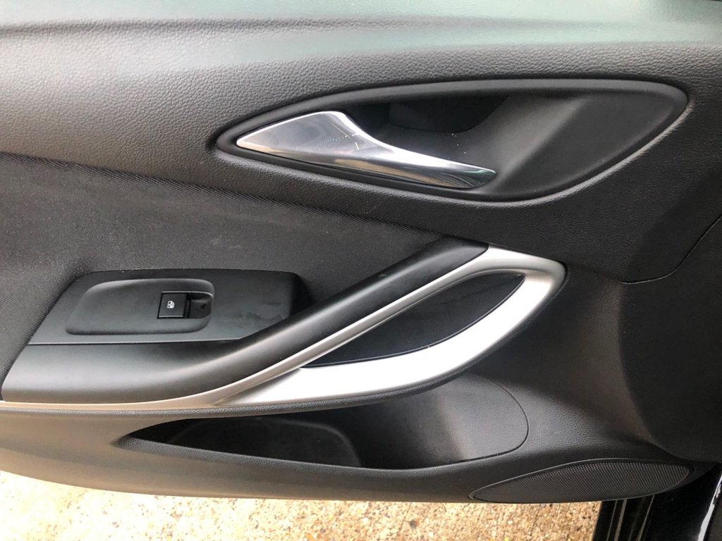 Used Vauxhall Astra 2018 for sale - 77406714: Photo 24