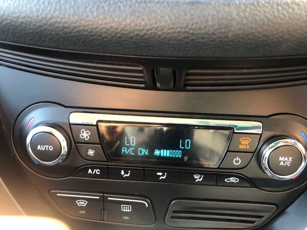 Used Ford C-Max 2012 for sale - 76105871: Photo 19