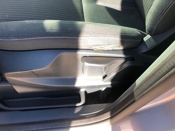 Used Ford C-Max 2012 for sale - 76105871: Photo 22
