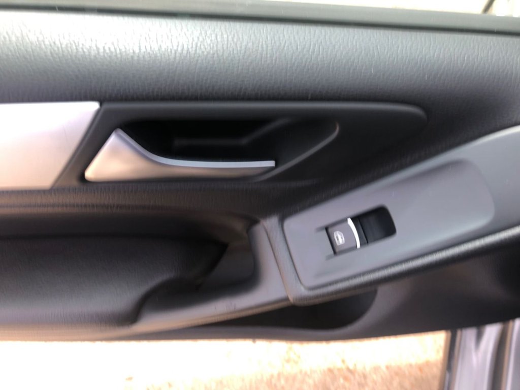 Used Volkswagen Golf 2011 for sale - 76558664: Photo 24