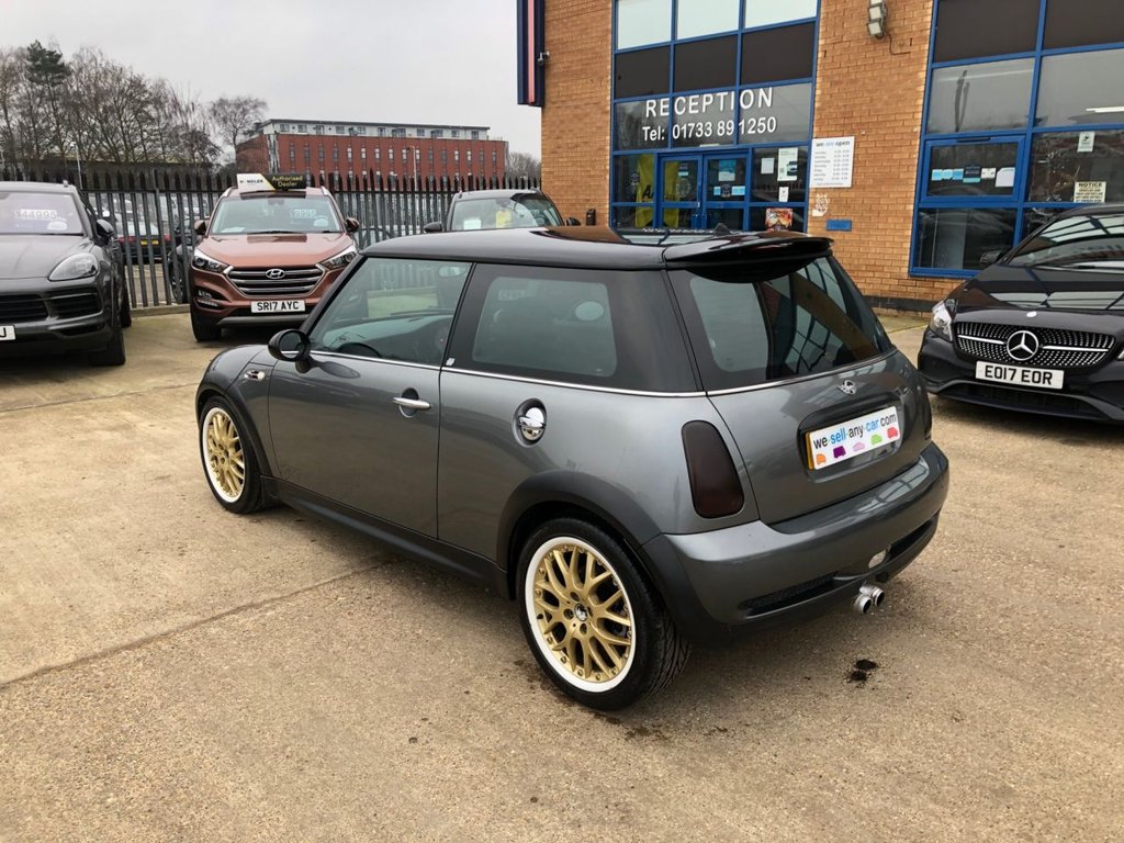 Used MINI Hatch 2004 for sale - 77437130: Photo 6