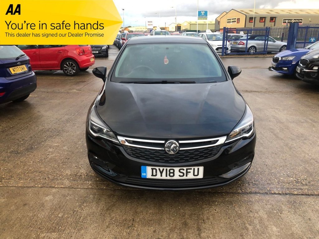 Used Vauxhall Astra 2018 for sale - 76333717: Photo 2