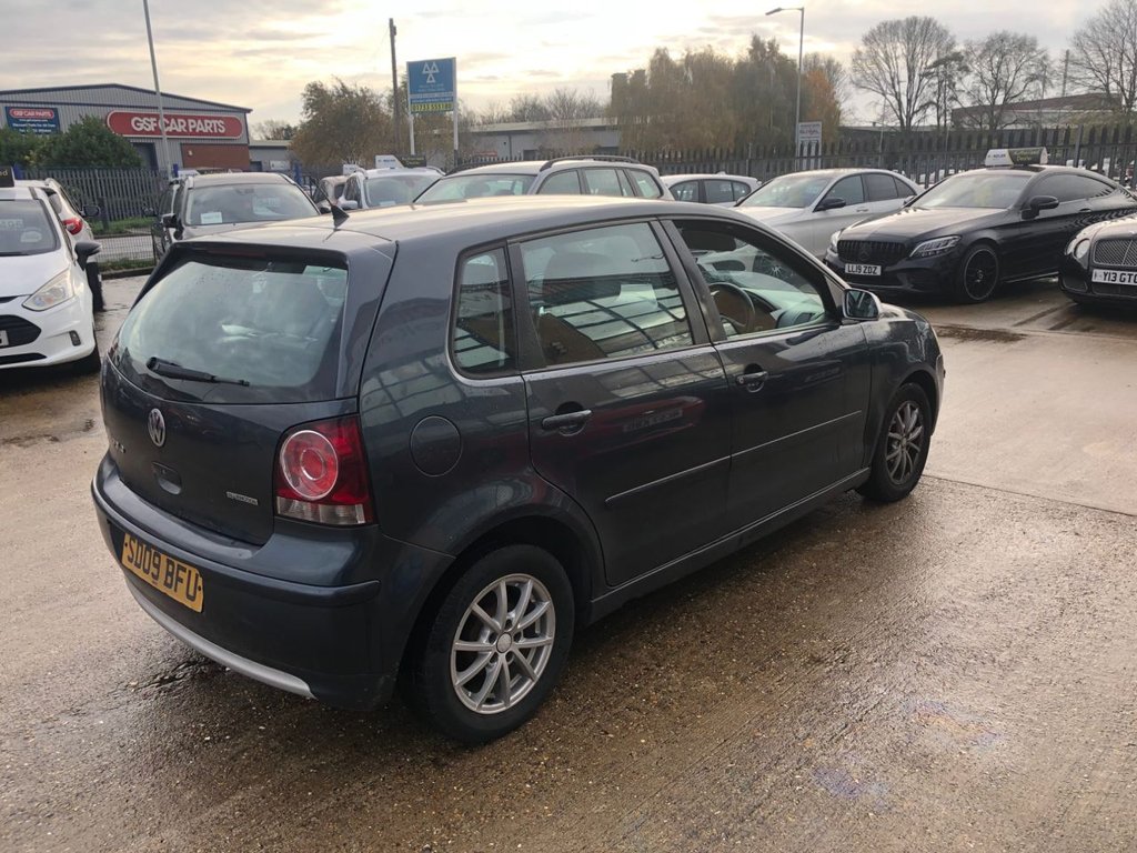 Used Volkswagen Polo 2009 for sale - 76559235: Photo 10