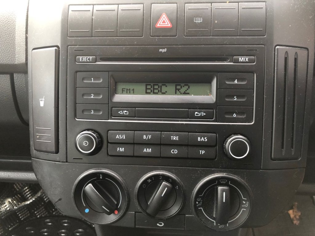 Used Volkswagen Polo 2009 for sale - 76559235: Photo 13