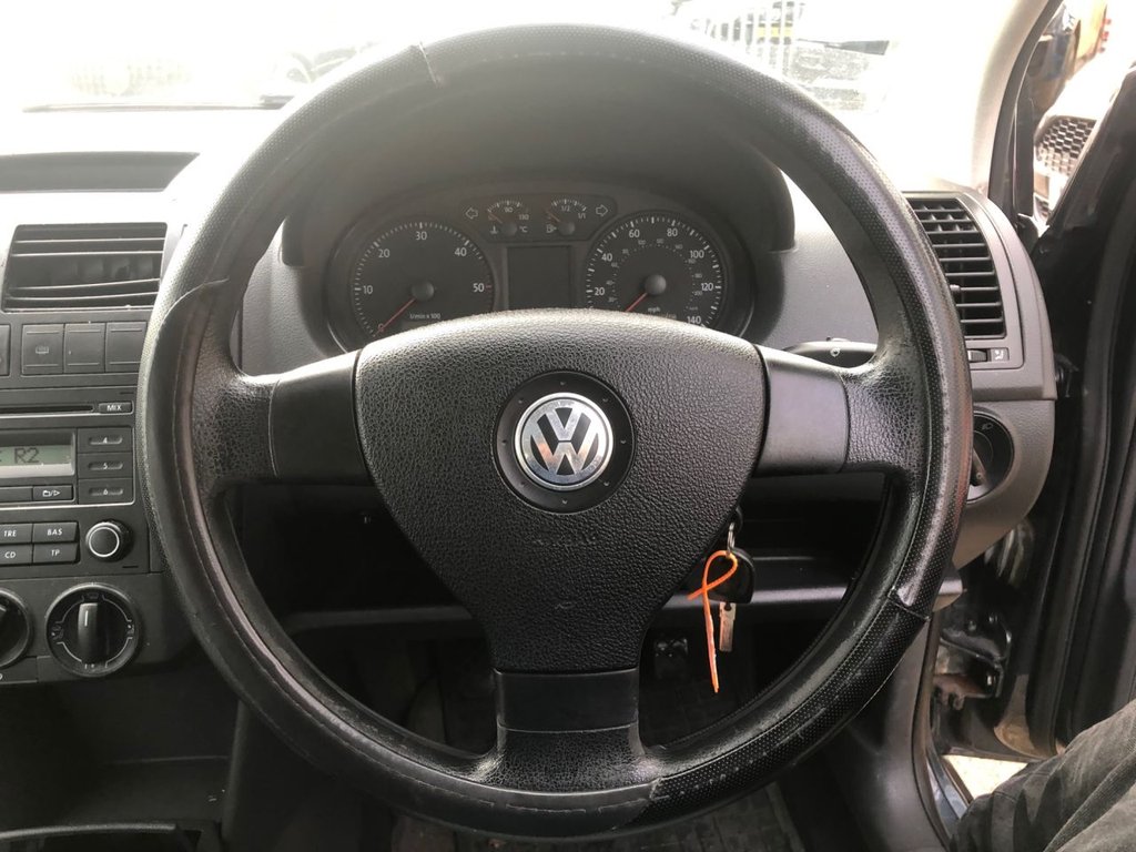 Used Volkswagen Polo 2009 for sale - 76559235: Photo 14