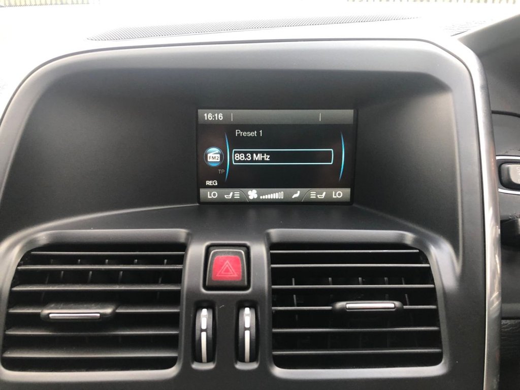 Used Volvo XC60 2011 for sale - 76535806: Photo 21