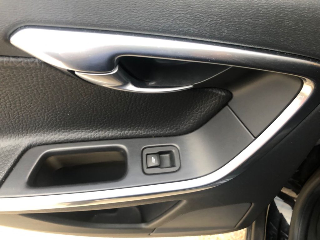 Used Volvo XC60 2011 for sale - 76535806: Photo 24