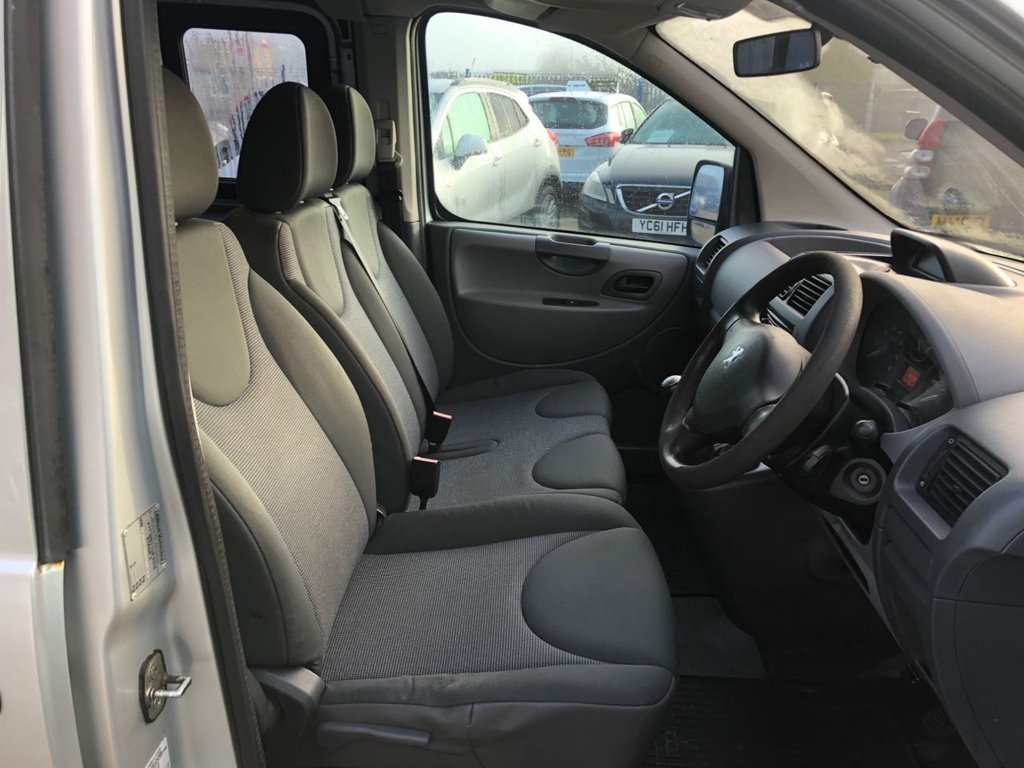 Used Peugeot Expert Tepee 2010 for sale - 77038315: Photo 12
