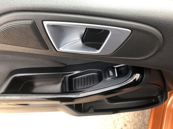 Used Ford Fiesta 2015 for sale - 75923988: Photo 31