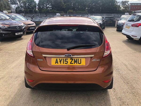 Used Ford Fiesta 2015 for sale - 75923988: Photo 4