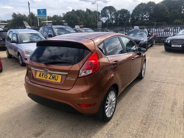 Used Ford Fiesta 2015 for sale - 75923988: Photo 6