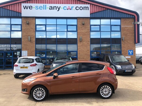 Used Ford Fiesta 2015 for sale - 75923988: Photo 8