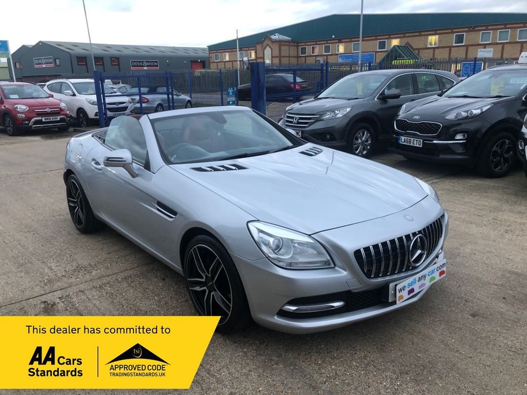 Used Mercedes-Benz SLK 2012 for sale - 76482532: Photo 1
