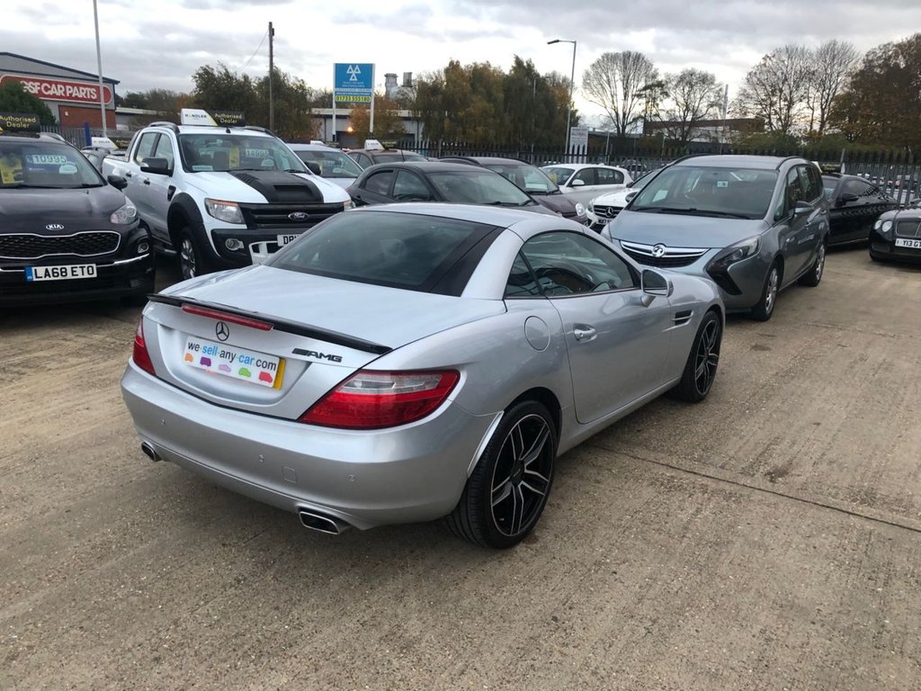 Used Mercedes-Benz SLK 2012 for sale - 76482532: Photo 24