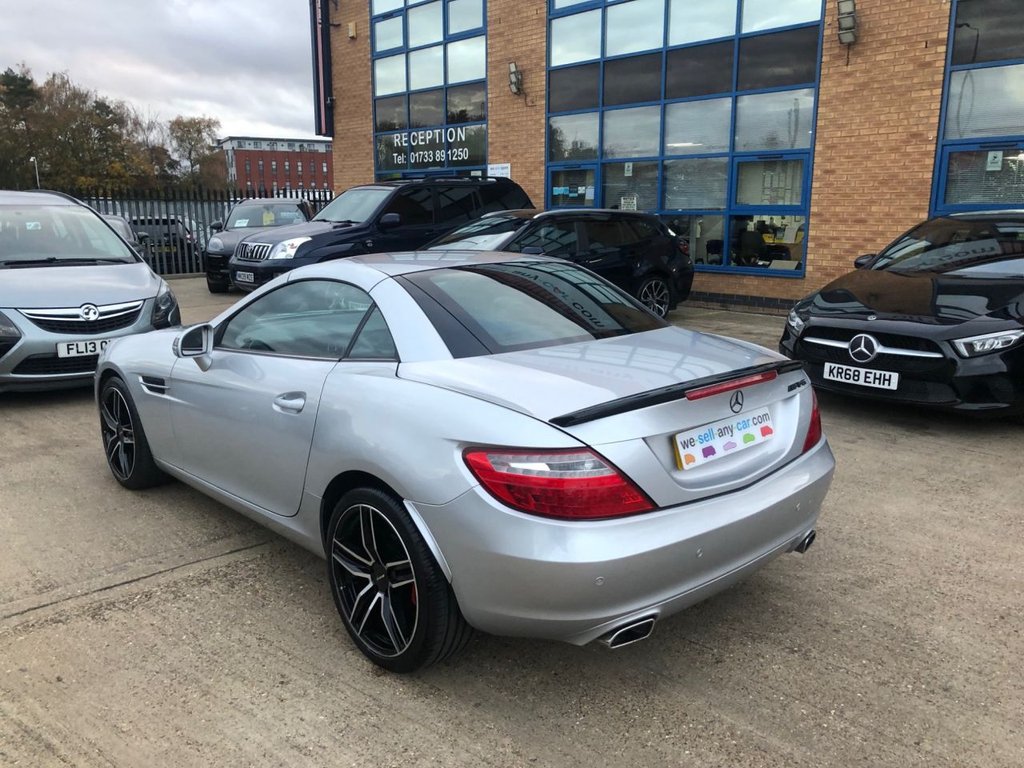 Used Mercedes-Benz SLK 2012 for sale - 76482532: Photo 25