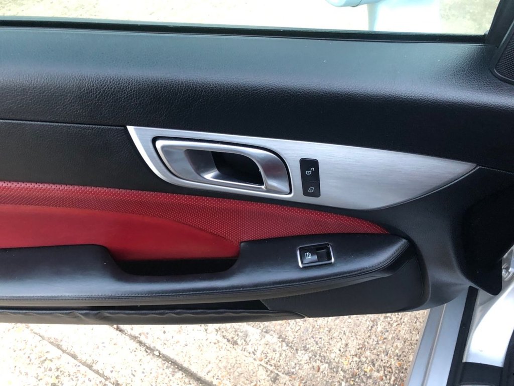 Used Mercedes-Benz SLK 2012 for sale - 76482532: Photo 27