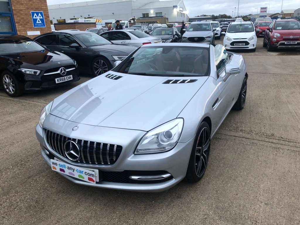 Used Mercedes-Benz SLK 2012 for sale - 76482532: Photo 4