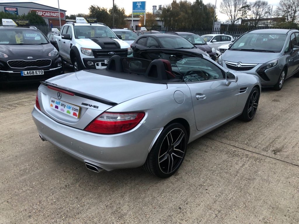 Used Mercedes-Benz SLK 2012 for sale - 76482532: Photo 9