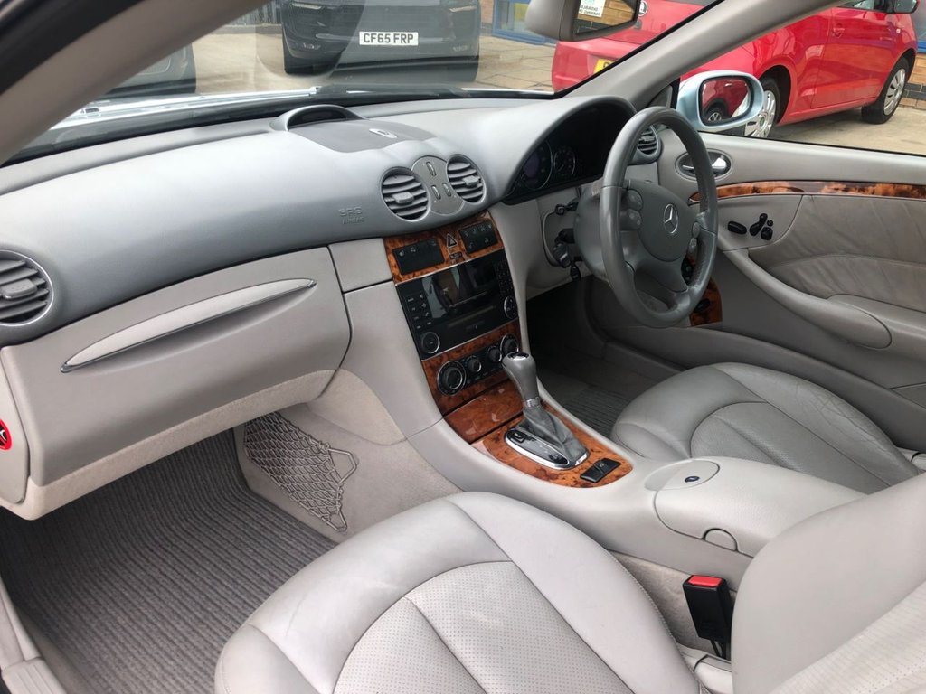 Used Mercedes-Benz CLK 2004 for sale - 76185528: Photo 30