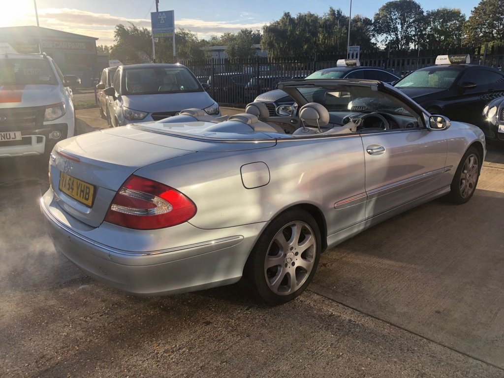 Used Mercedes-Benz CLK 2004 for sale - 76185528: Photo 4
