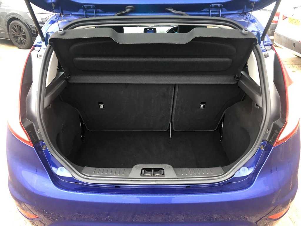 Used Ford Fiesta 2017 for sale - 76333610: Photo 12